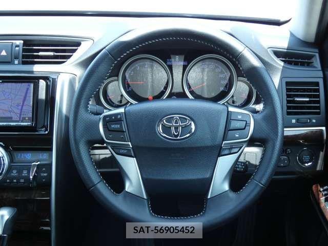 Toyota MARK X 2017-01 201601-12