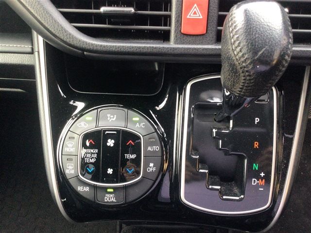 Toyota ESQUIRE 2017-03 189414-14