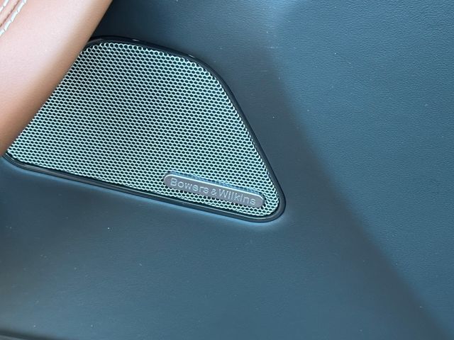 Maserati LEVANTE 2021-06 9351-16
