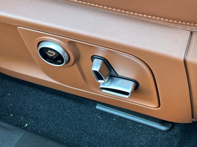 Maserati LEVANTE 2021-06 9351-8