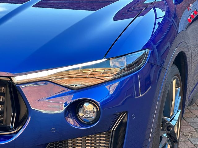Maserati LEVANTE 2021-06 9351-3