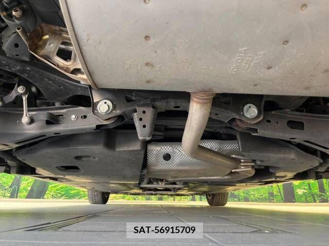 Toyota PRIUS 2019-10 381729-19