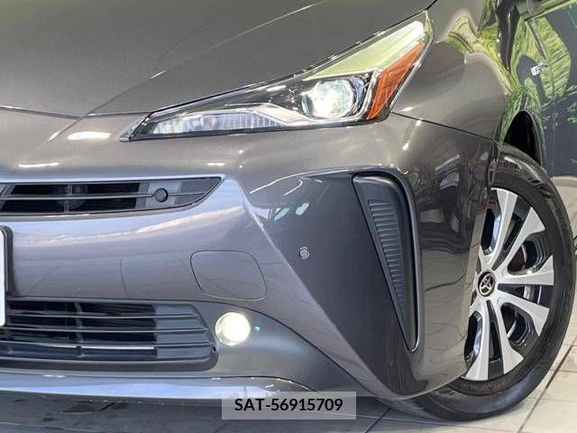 Toyota PRIUS 2019-10 381729-12