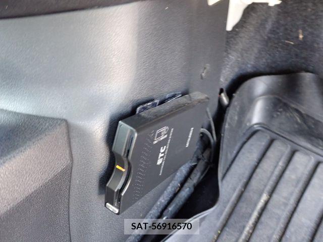 Nissan NOTE 2013-10 242312-17