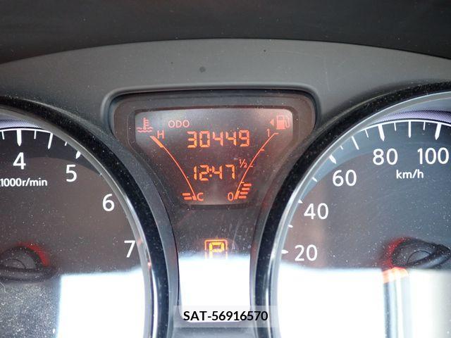 Nissan NOTE 2013-10 242312-11