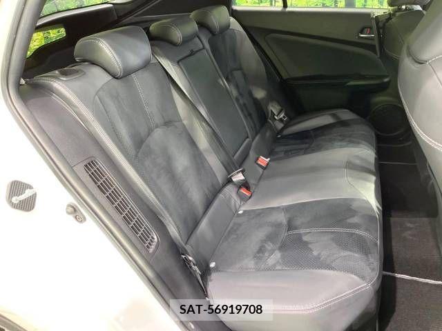 Toyota PRIUS PHV 2020-10 210388-9