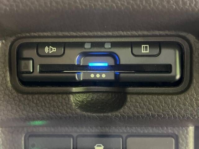Honda N BOX 2022-01 195709-7
