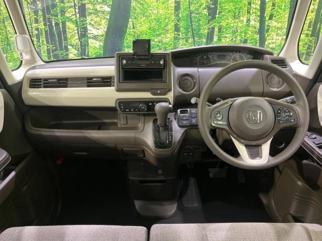Honda N BOX 2022-01 195709-1