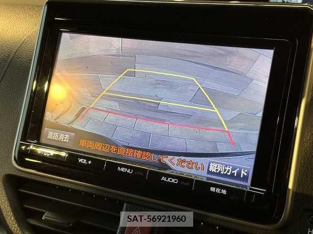 Toyota VOXY 2015-10 212406-3