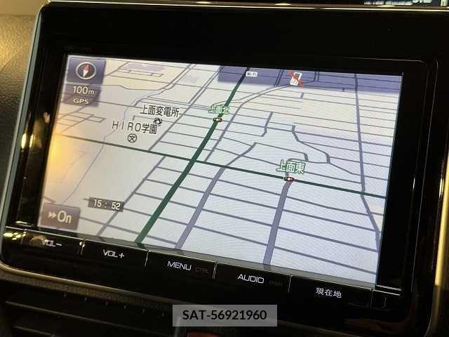 Toyota VOXY 2015-10 212406-2