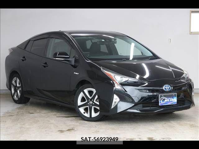 Toyota PRIUS 2016-04 353022-1