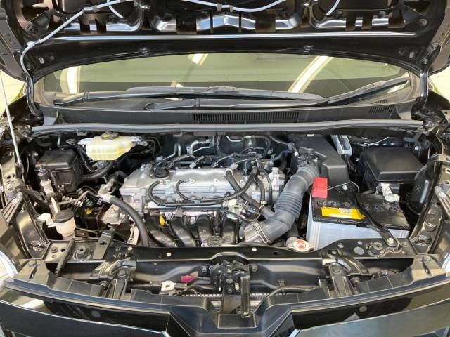 Toyota VOXY 2020-12 180981-18