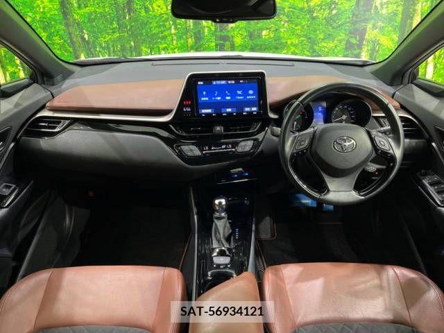 Toyota C-HR 2019-07 323060-1