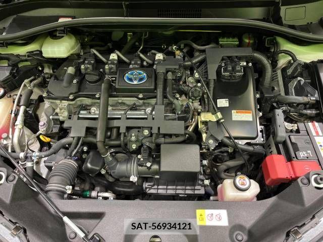 Toyota C-HR 2019-07 323060-18