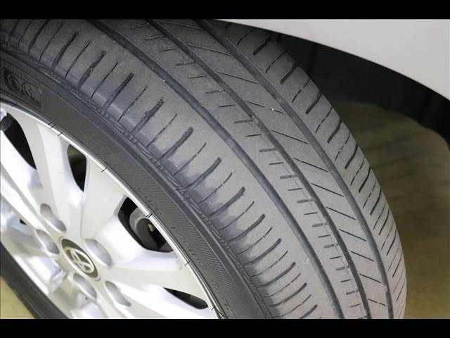 Toyota NOAH 2020-09 28886-24
