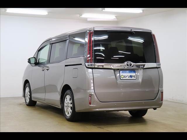 Toyota NOAH 2020-09 28886-19
