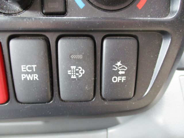 Toyota TOYOACE 2018-02 3132-16