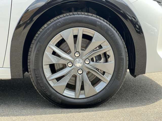 Peugeot 208 2022-02 13791-23