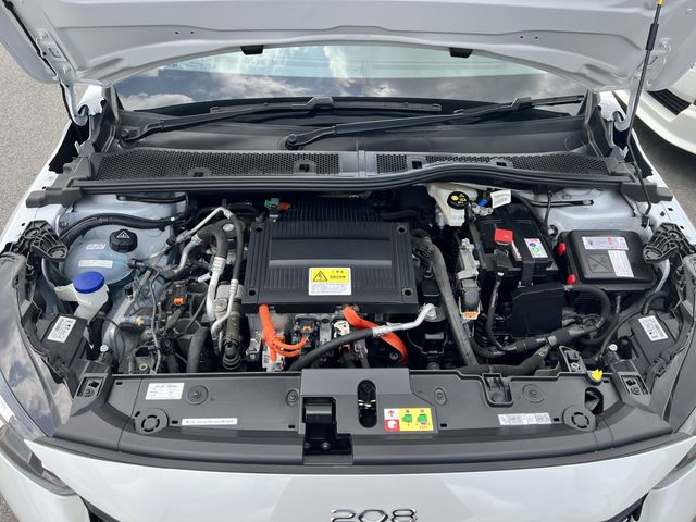 Peugeot 208 2022-02 13791-29