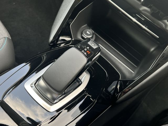 Peugeot 208 2022-02 13791-8