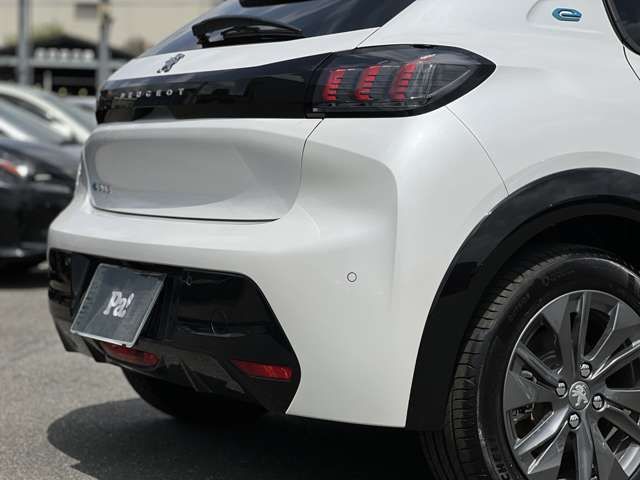 Peugeot 208 2022-02 13791-22