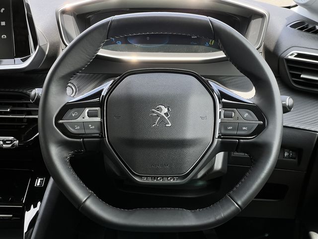 Peugeot 208 2022-02 13791-10