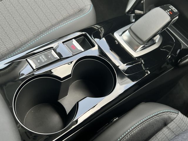 Peugeot 208 2022-02 13791-9