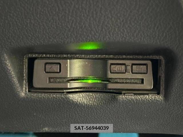 Toyota PRIUS 2018-11 282758-6