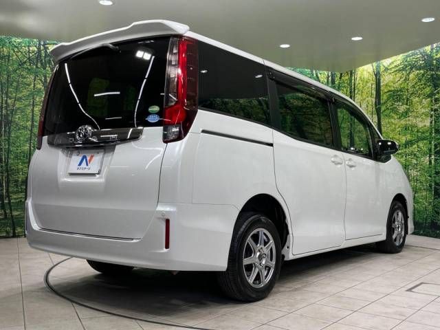 Toyota NOAH 2016-05 181845-18