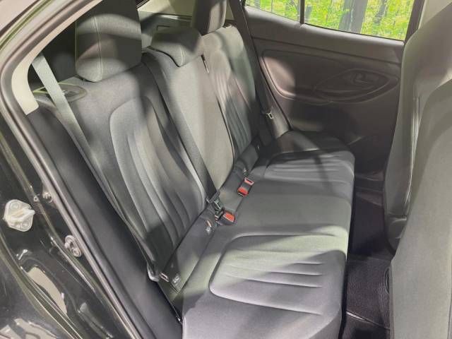 Toyota YARIS CROSS 2023-03 192189-10