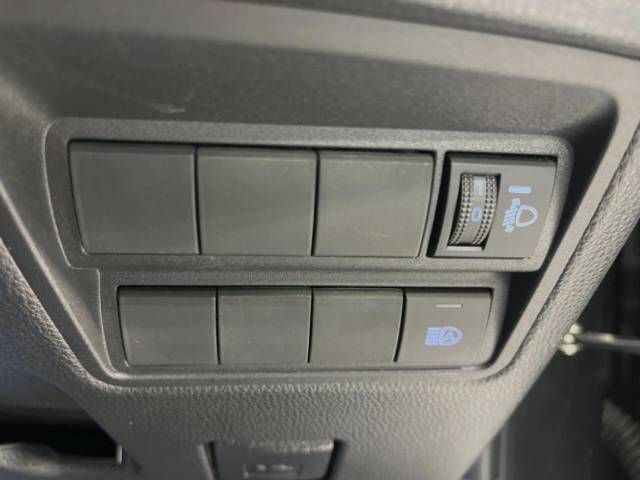 Toyota YARIS CROSS 2023-03 192189-6