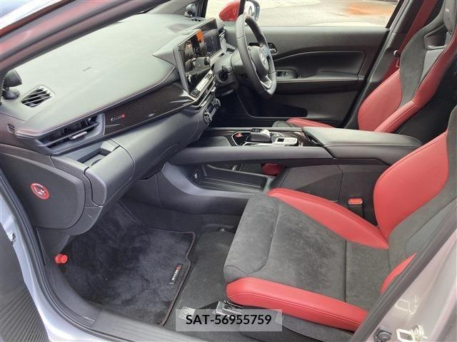 Nissan AURA 2021-11 222132-6