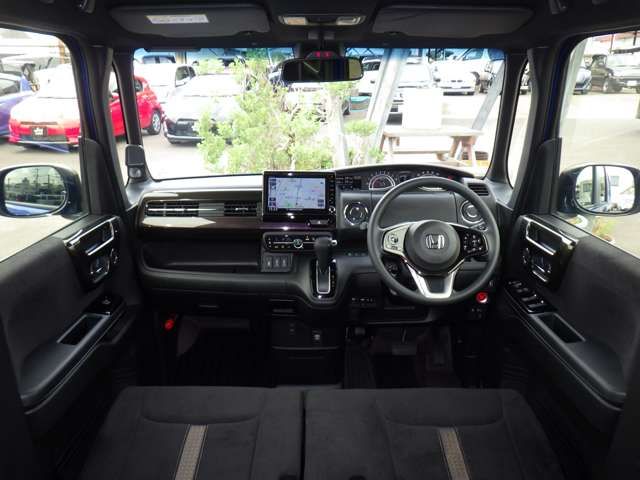 Honda N BOX CUSTOM 2018-02 2456-4