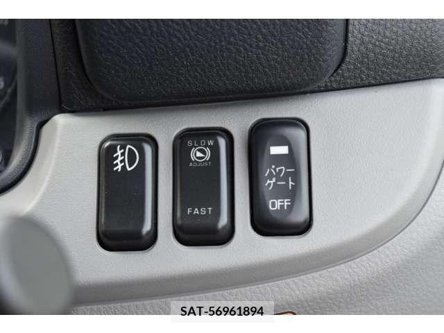 Mitsubishi CANTER 2023-11 294524-15