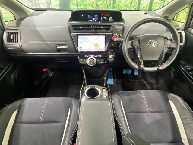 Toyota PRIUS ALPHA 2015-04 189863-1