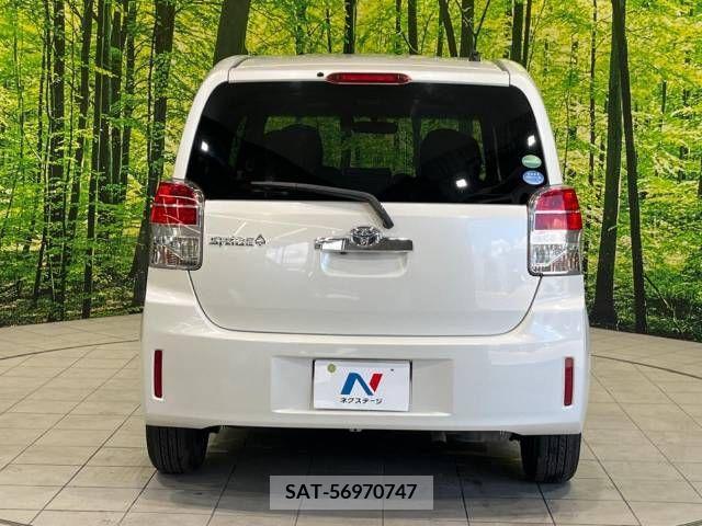 Toyota SPADE 2015-11 382712-15