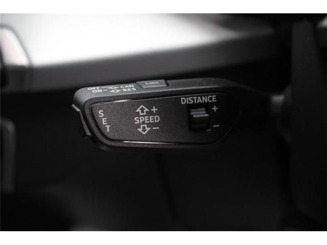 Audi Q2 2018-08 8152-11