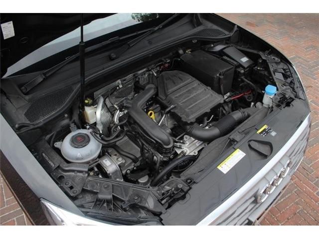 Audi Q2 2018-08 8152-16