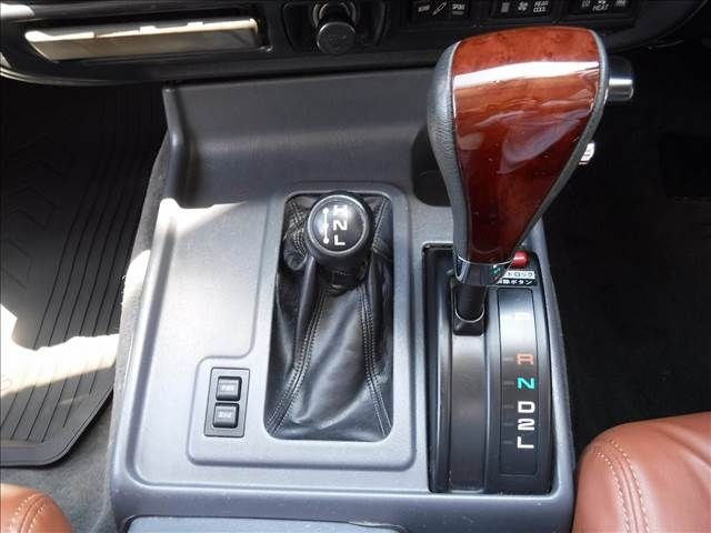 Toyota LAND CRUISER 1995-03 5839-3