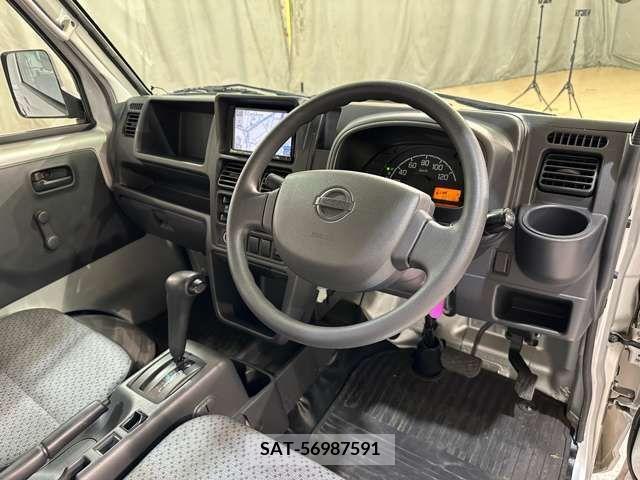 Nissan CLIPPER 2016-03 302140-12