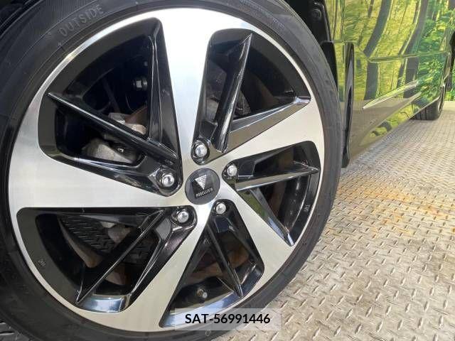 Toyota VOXY 2019-04 321648-14