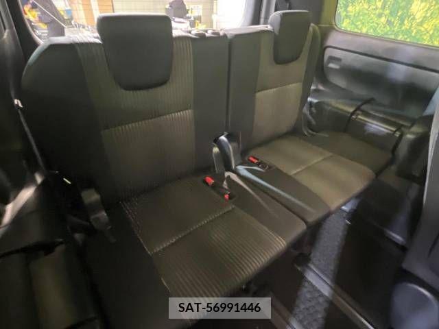 Toyota VOXY 2019-04 321648-10