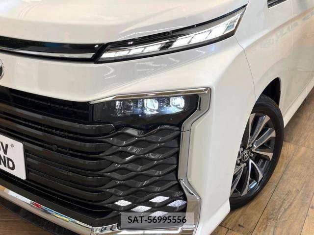 Toyota VOXY 2022-10 346582-13