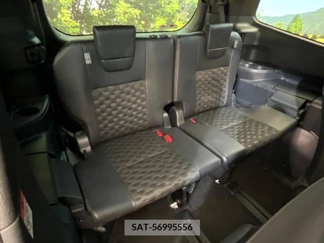 Toyota VOXY 2022-10 346582-10