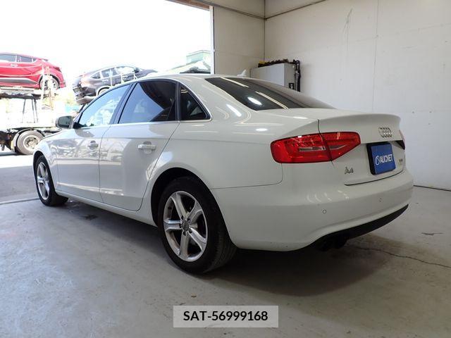 Audi A4 2015-03 231066-2
