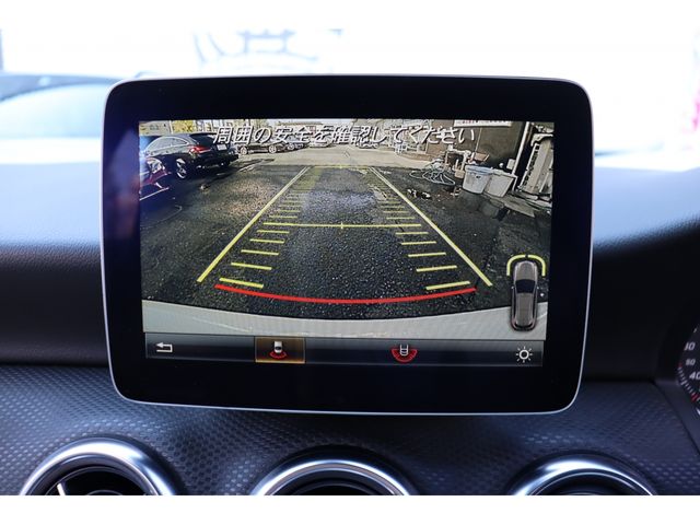 Mercedes Benz A-CLASS 2018-01 17602-20