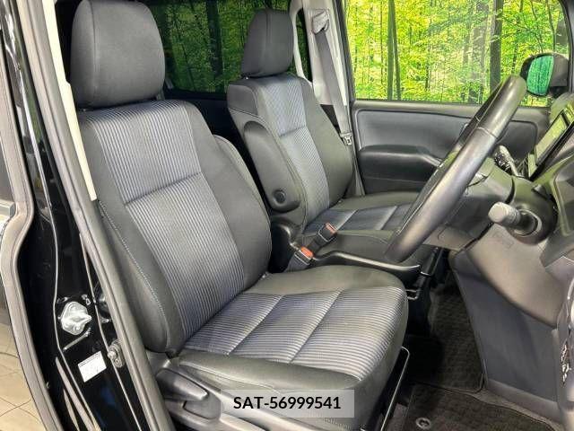 Toyota VOXY 2015-07 288922-7