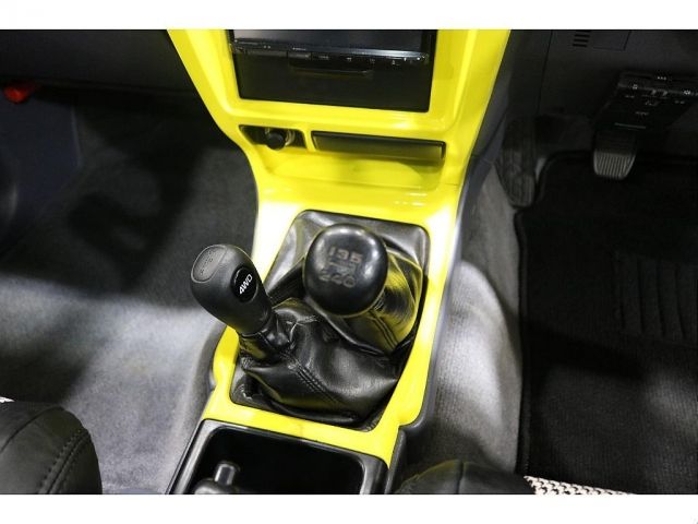 Toyota HILUX SURF 1996-01 5813-10