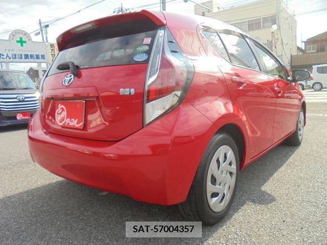 Toyota AQUA 2016-05 356289-4