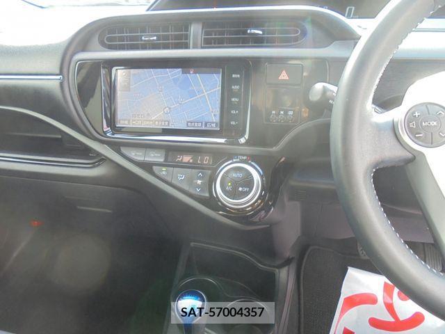 Toyota AQUA 2016-05 356289-8